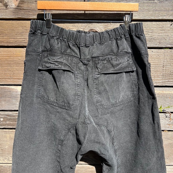 Free People drop crotch capri pant in black: Size M - Picture 5 of 8